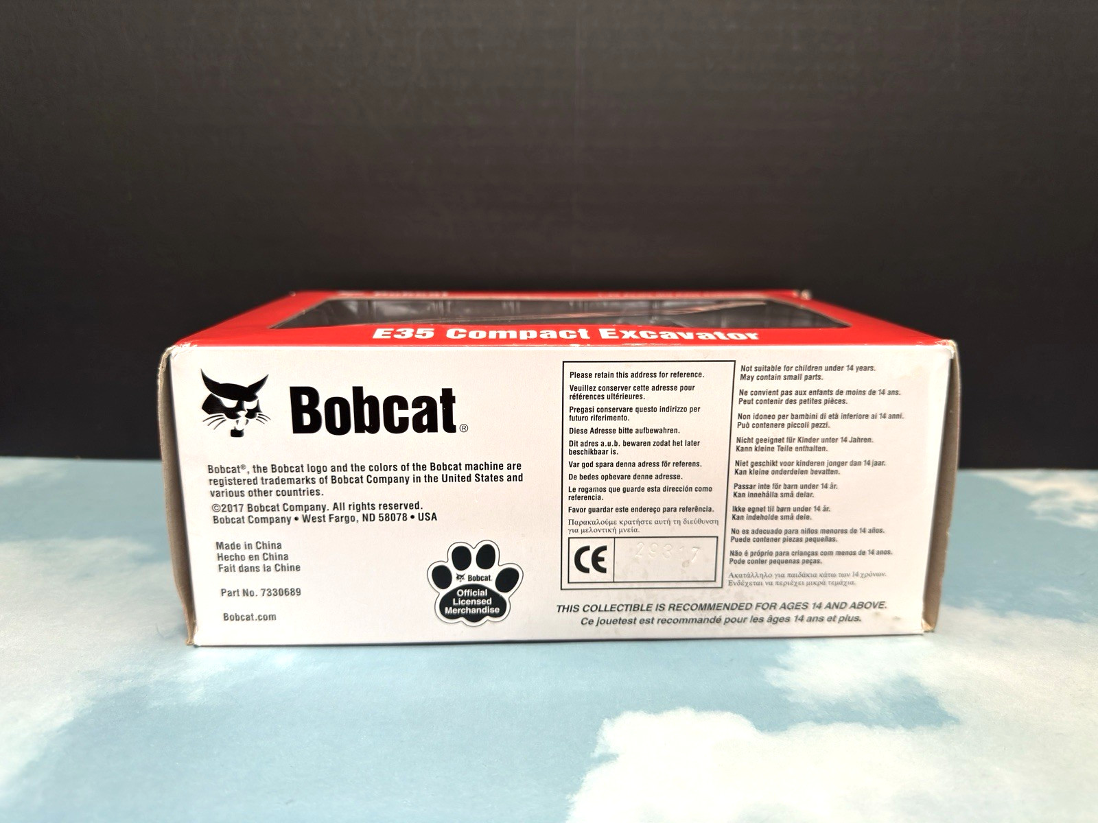 Bobcat 1:25 Scale Die Cast Collectible E35 Compact Excavator New in box