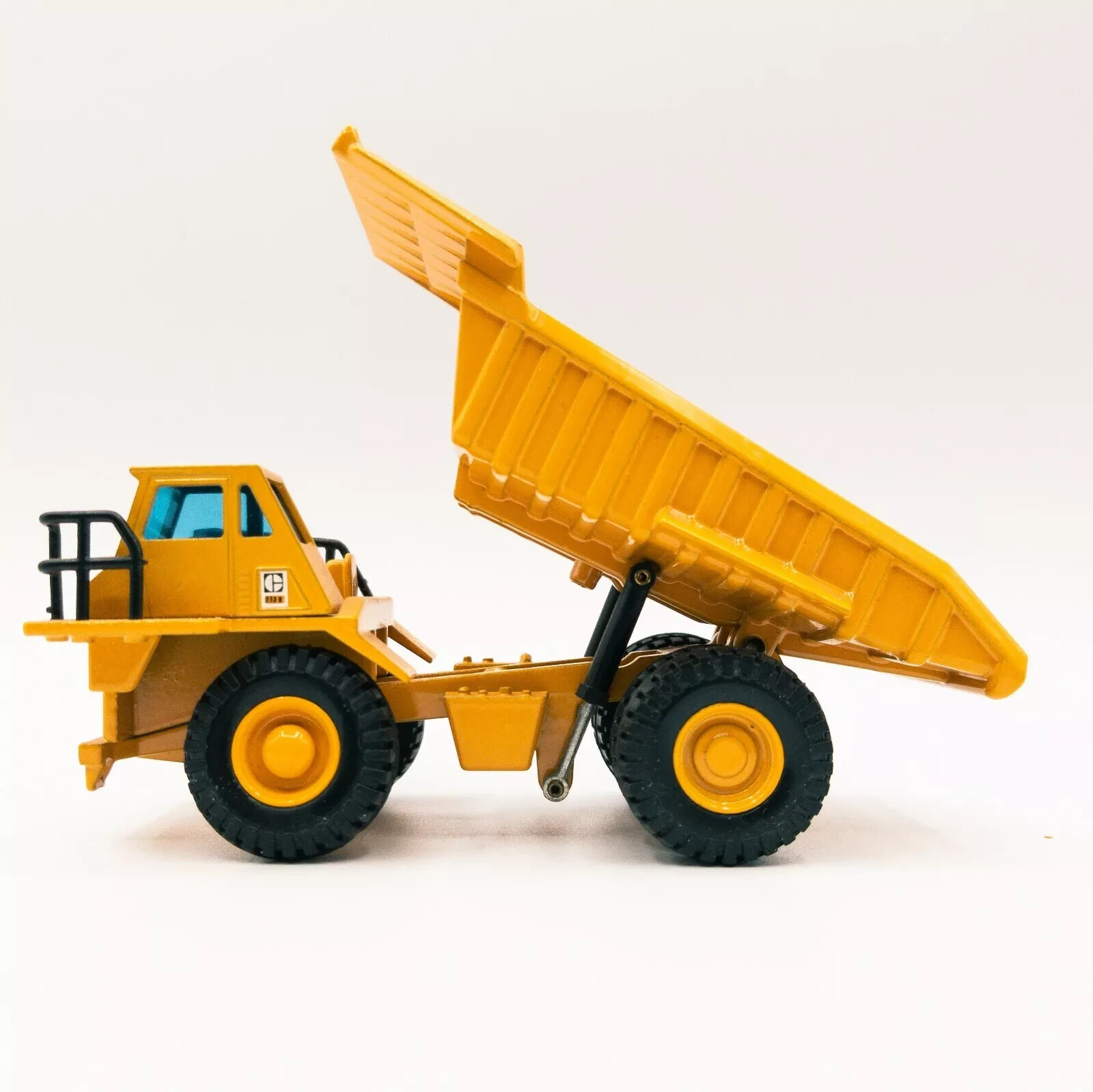 JOAL Camion Dumper 773.B. Yellow