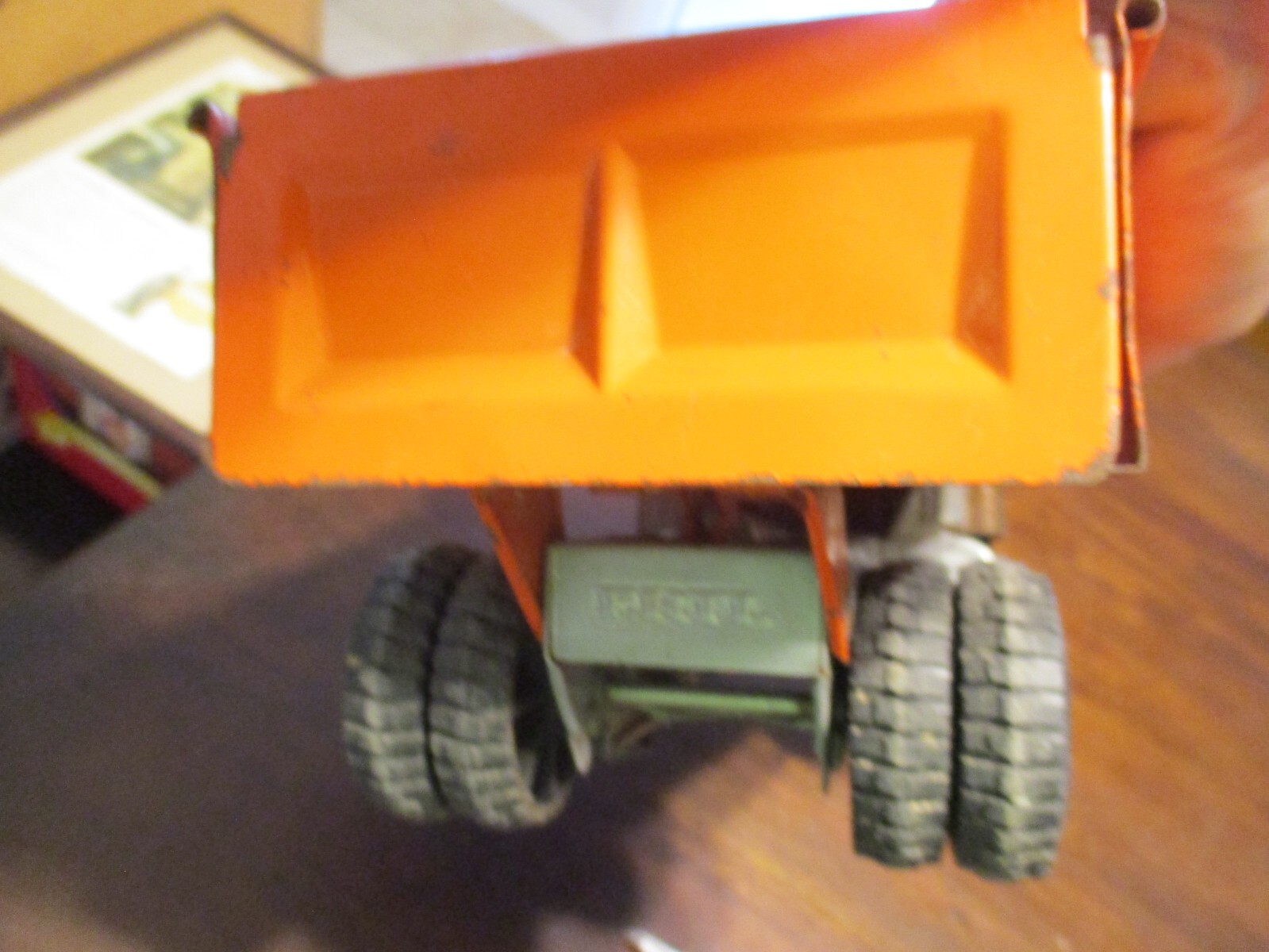 Vintage ERTL Transtar Automatic Dump Truck Hydraulic Lift International Truck