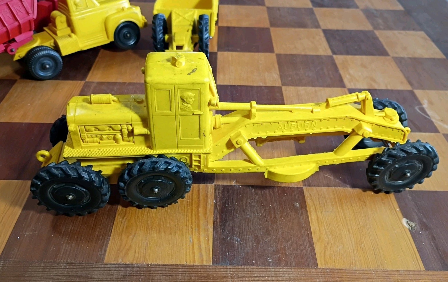 Vintage Auburn Rubber Construction Toys (Lot Of 6 Pcs) Truck Earth-Mover Grader