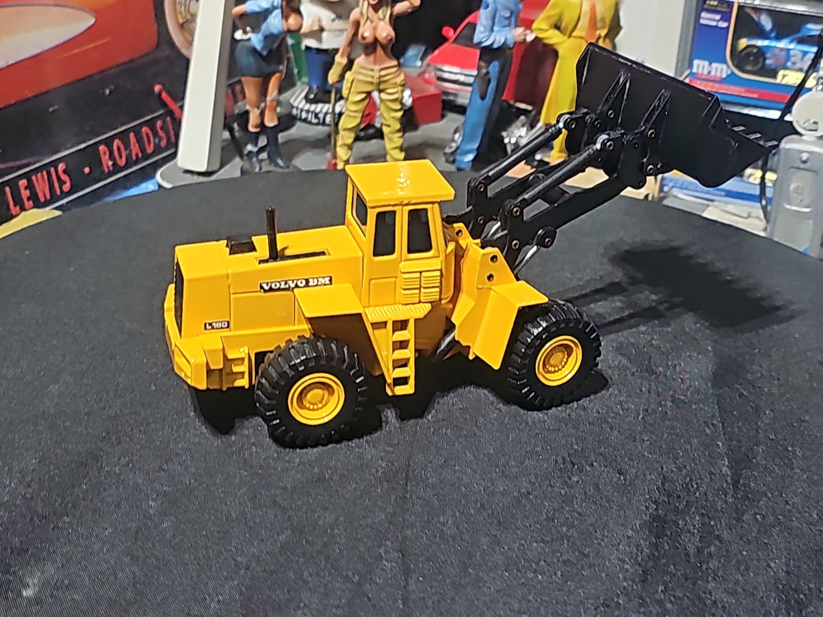 VINTAGE RARE Joal 1:50 Scale Volvo BM L70 Front End Loader VERY NICE