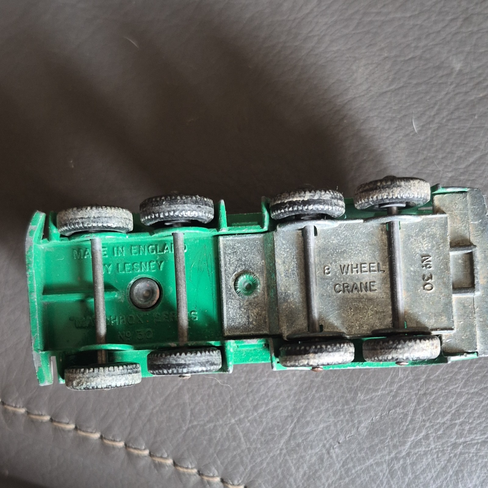 Lesney Matchbox Series 8 Wheel Crane Diecast Toy Green Red Yellow