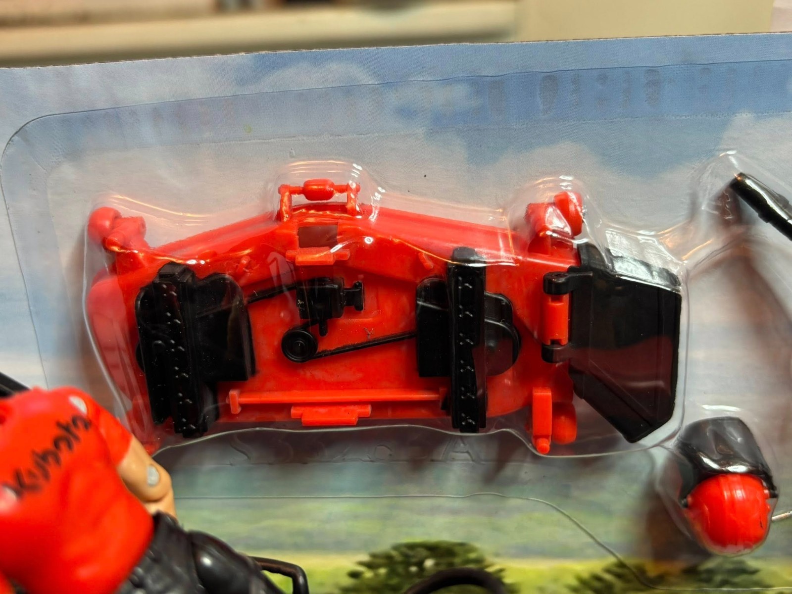 New-Ray Toys 1:18 Scale Kubota Pick Up & Lawn Mower Set 33263