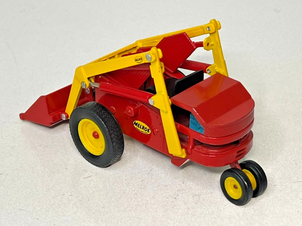 Melroe 1:25 Scale New Clover Bobcat M-200 Loader
