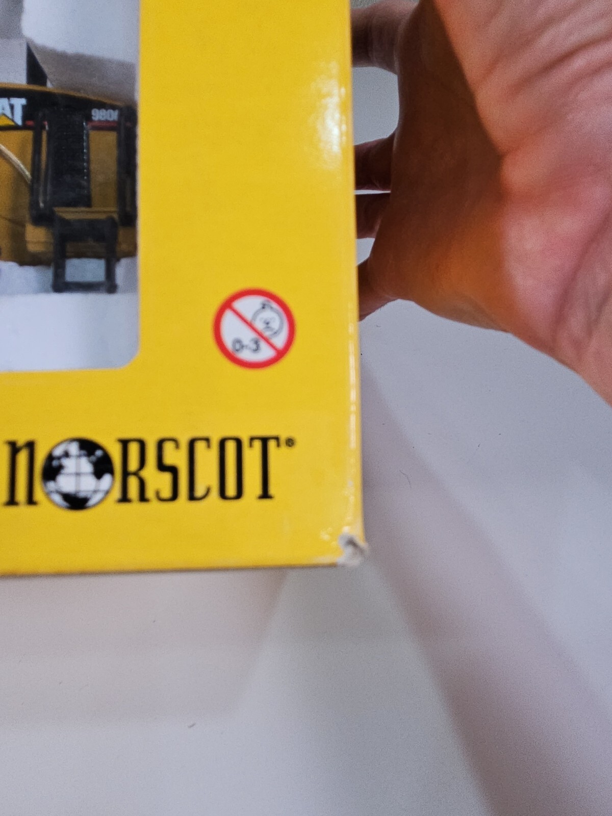 Norscot Cat 980G Wheel Loader 1:50 Scale #55027 Collectible Die Cast Model