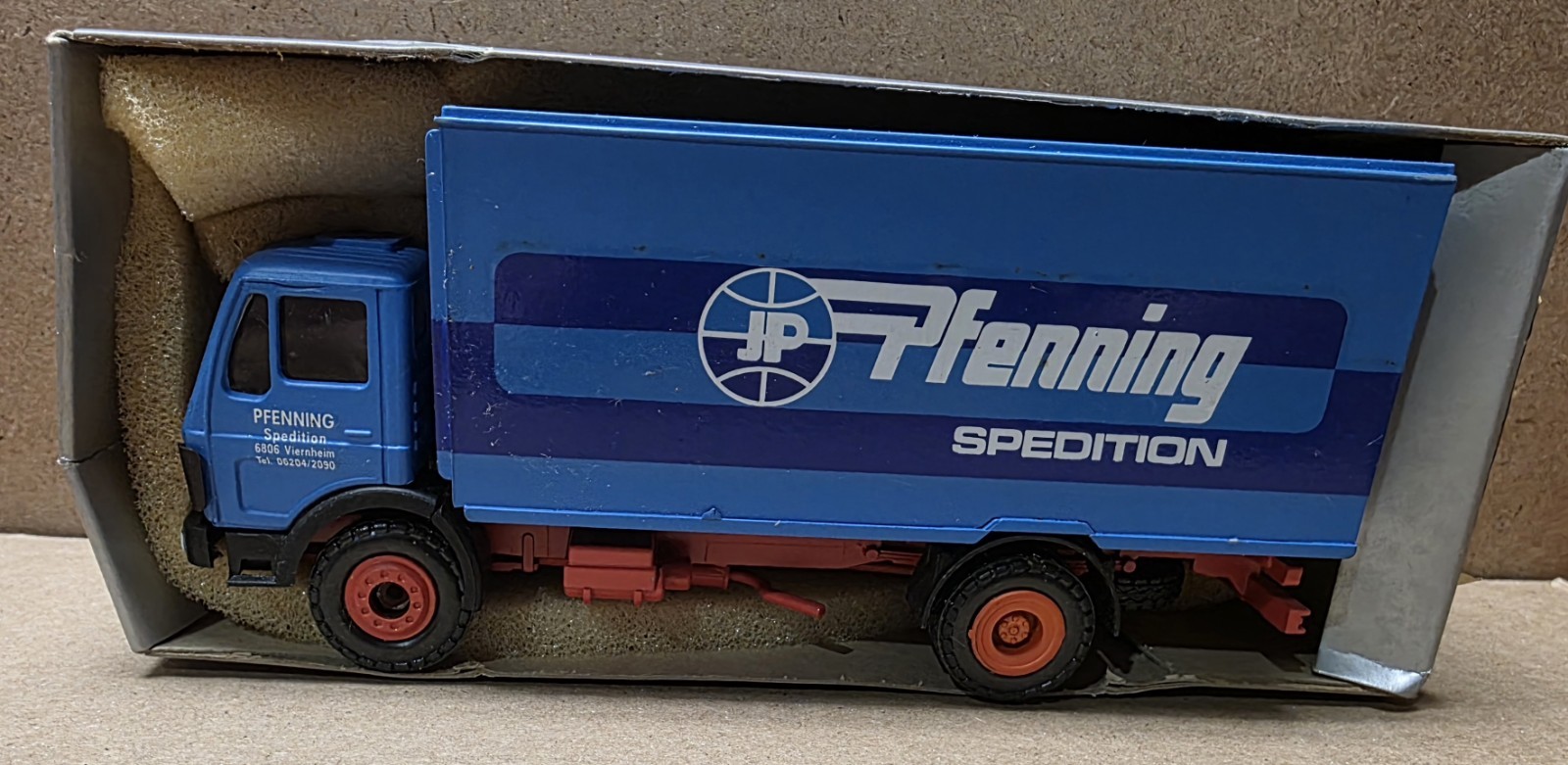 Conrad 3048 Mercedes Box Van Pfenning Spedition Truck 1/50 New In Box.