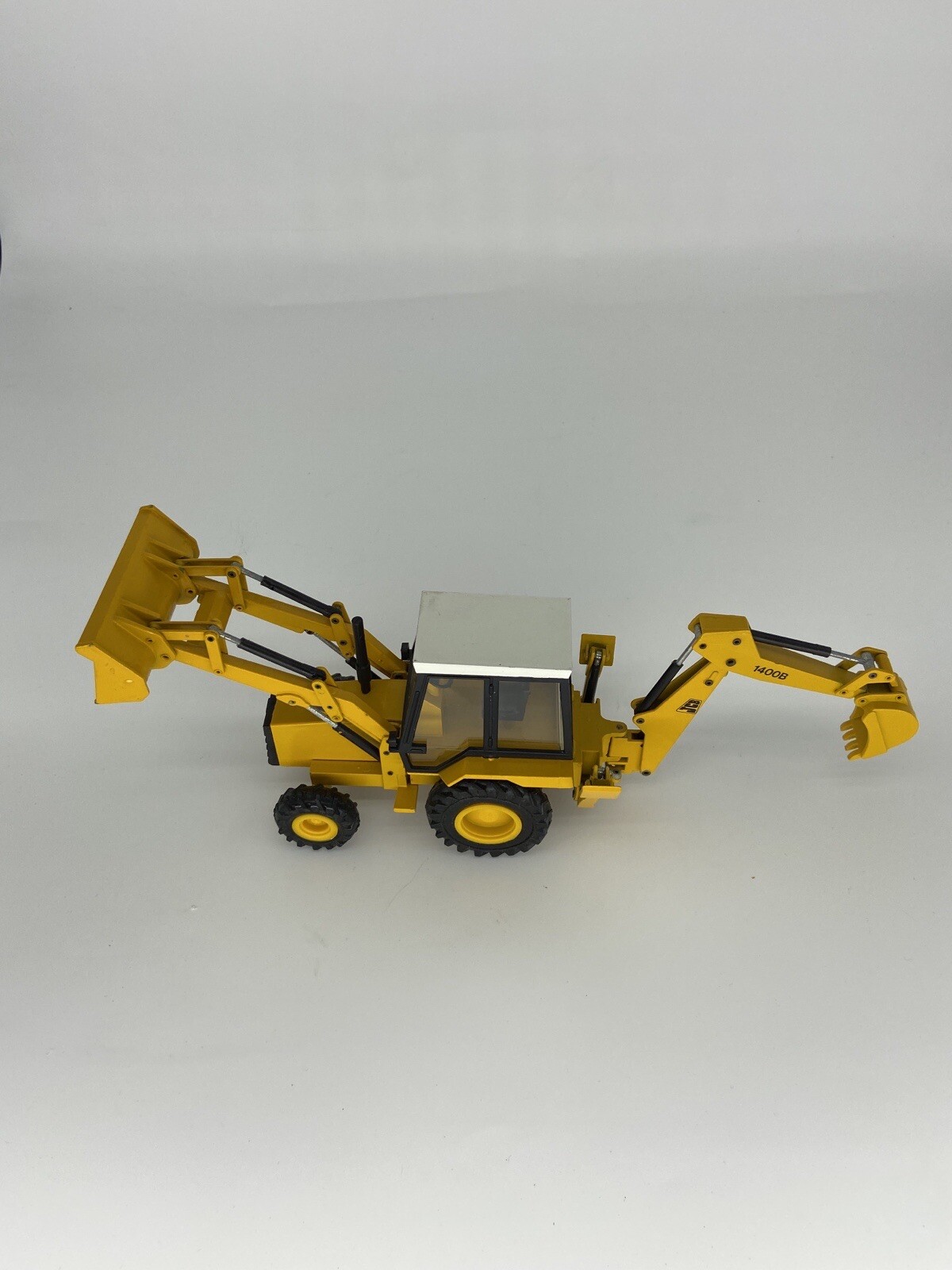 NZG 1400B Excavator Loader Diecast Model JCB #277 1:35