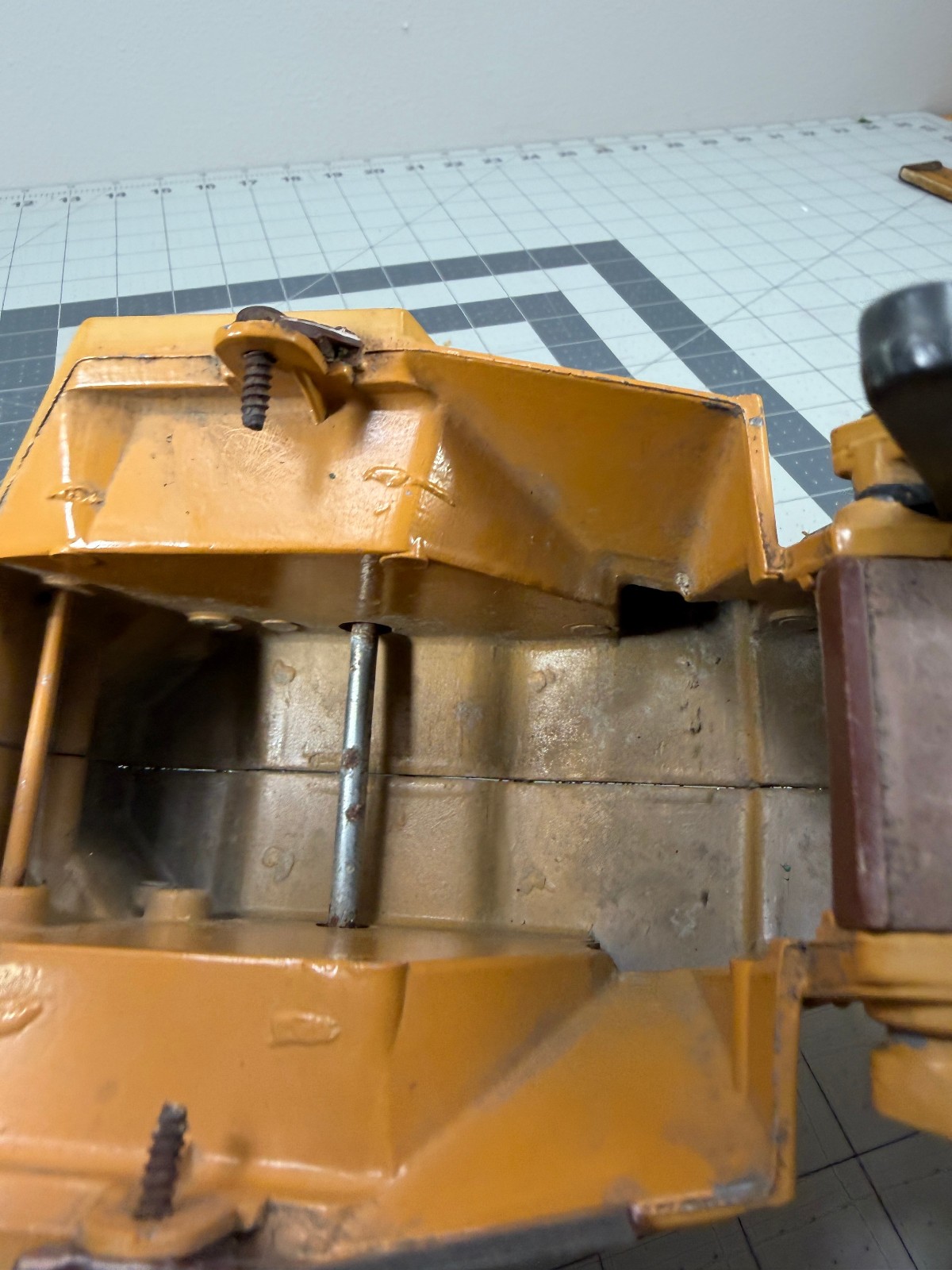 Vintage ERTL CASE 580 E 1:16 Scale Construction Loader Backhoe