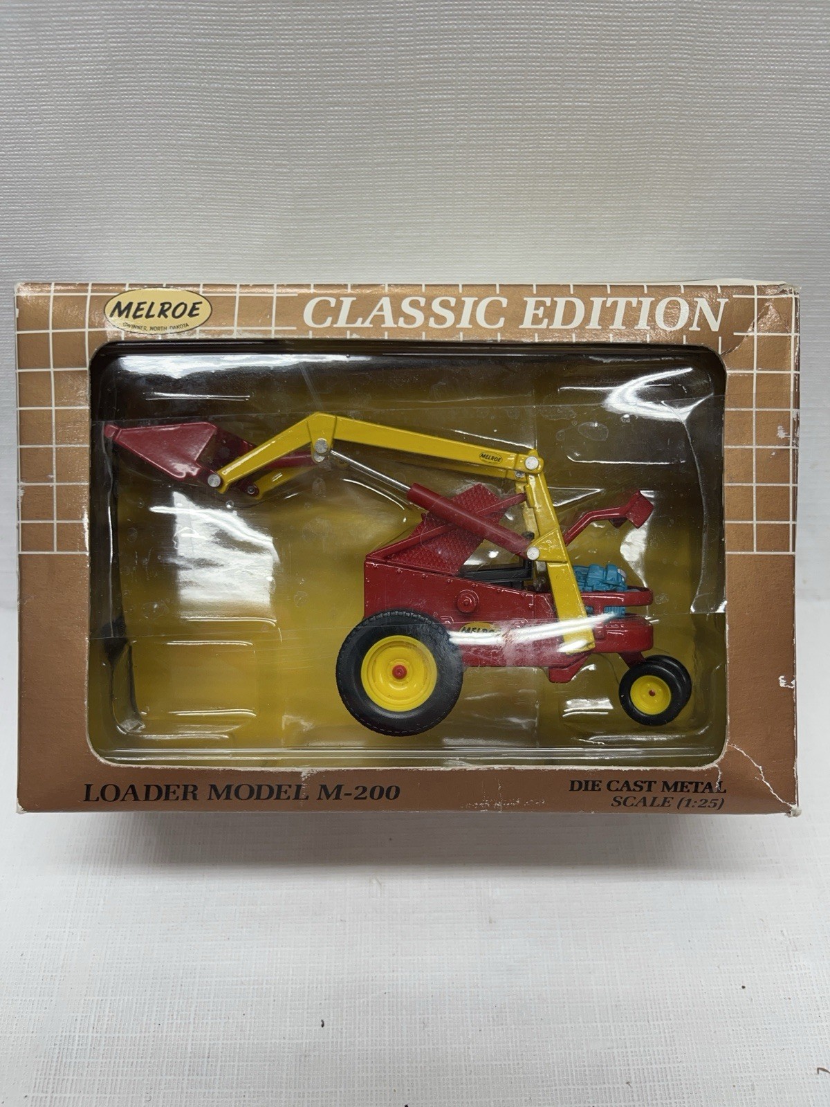 Melroe Bobcat M-200 Loader – Clover 1:25 Scale Diecast Model #6722771