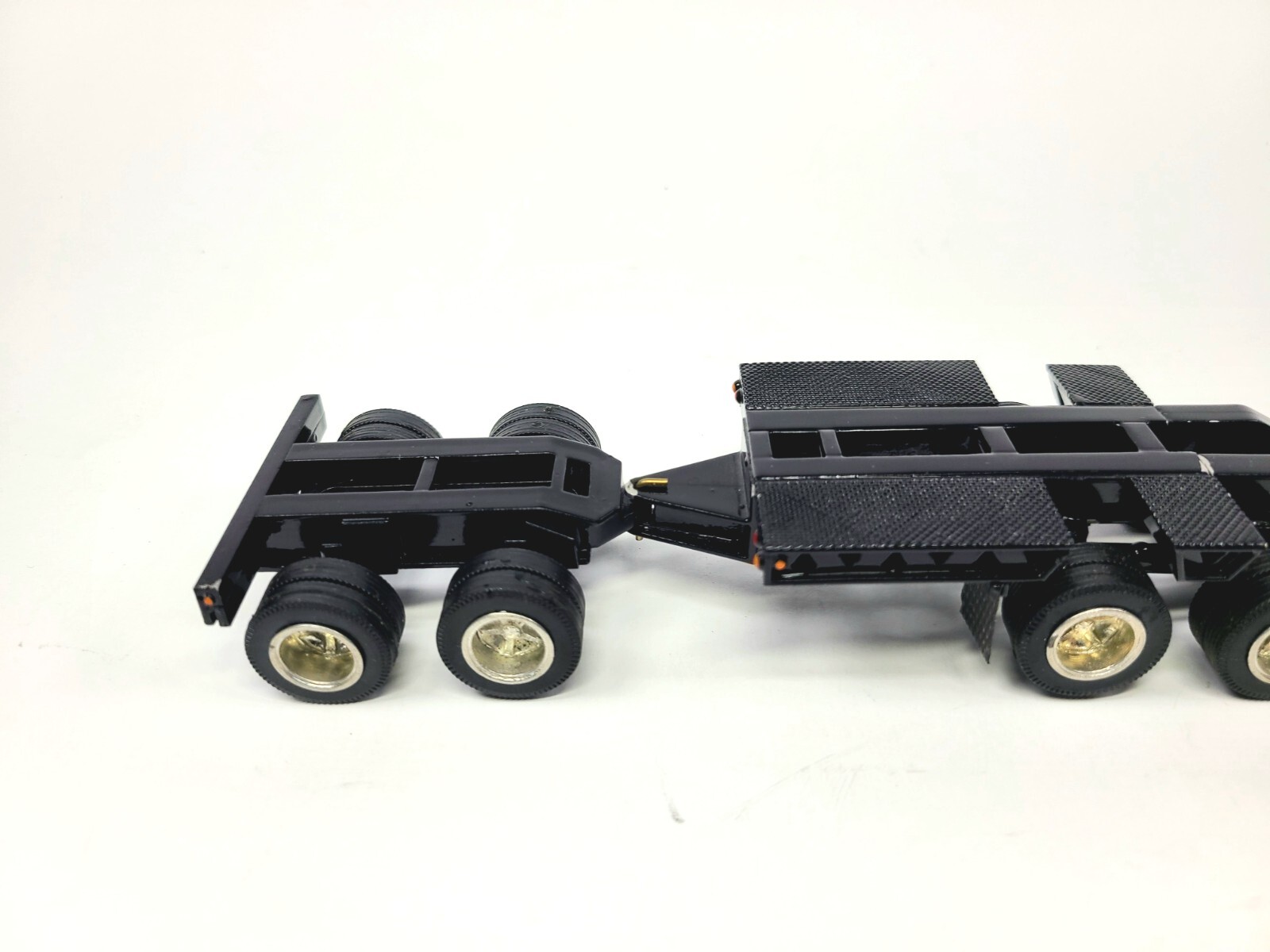 Trail King 2x2x2 Low Loader Trailer – Black ASAM Smith 1:48 Scale Diecast Model