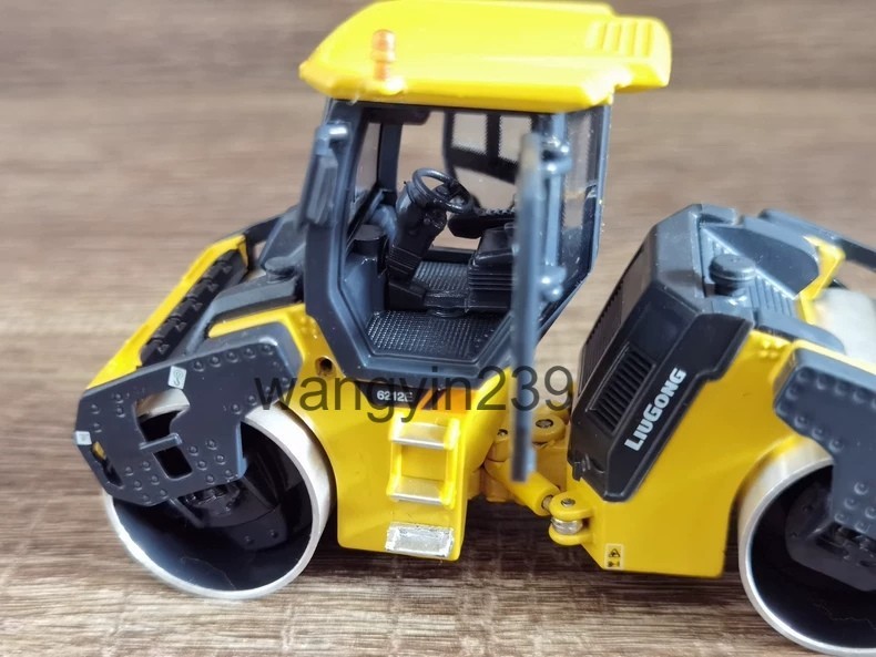 1:50 Liugong Double Steel Wheel Road Roller Model Alloy Engineering Vehicle Mode