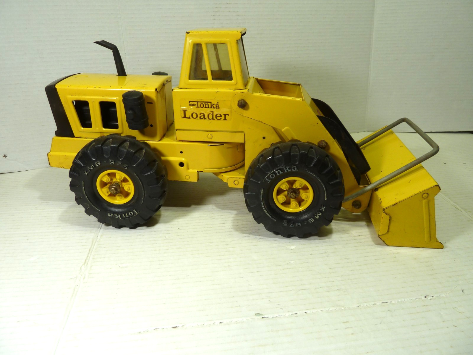 Vintage 1970’s Mighty Tonka Truck Turbo Diesel Front End Loader XMB -975