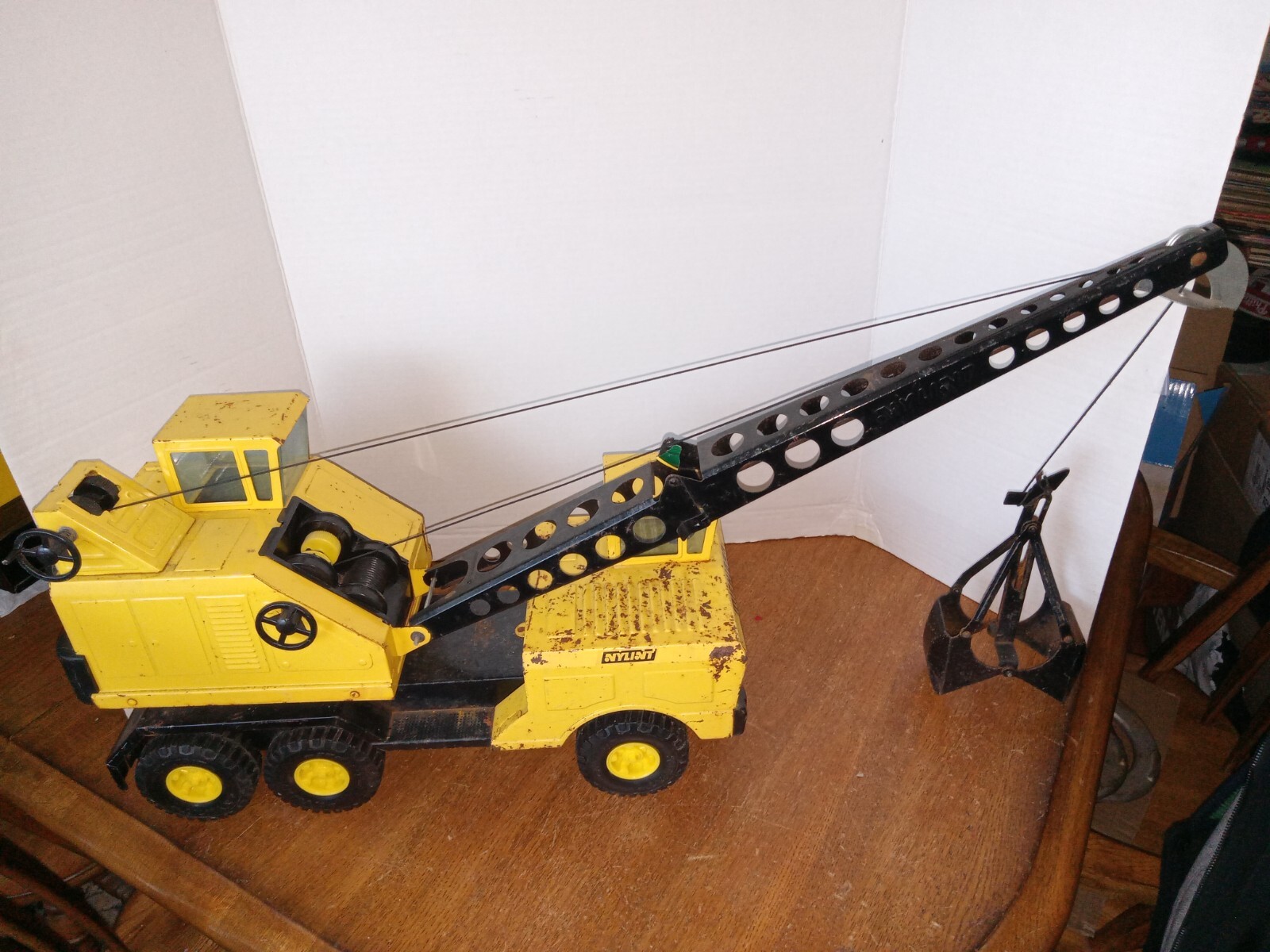 Nylint No. 2201 Michigan Shovel Crane Metal Truck COMPLETE