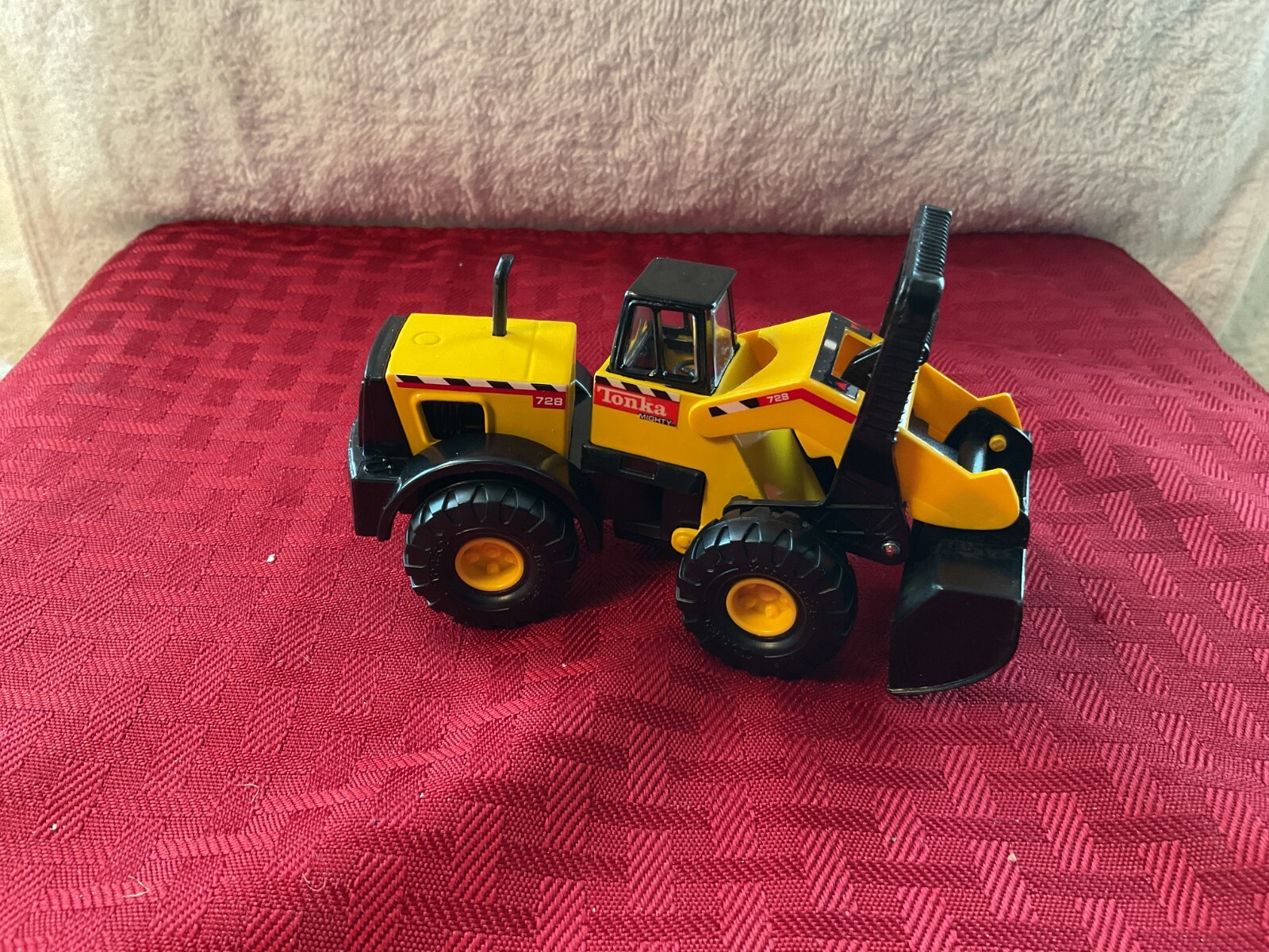 Tonka Mighty 728 Front Loader 6″ Maisto Hasbro
