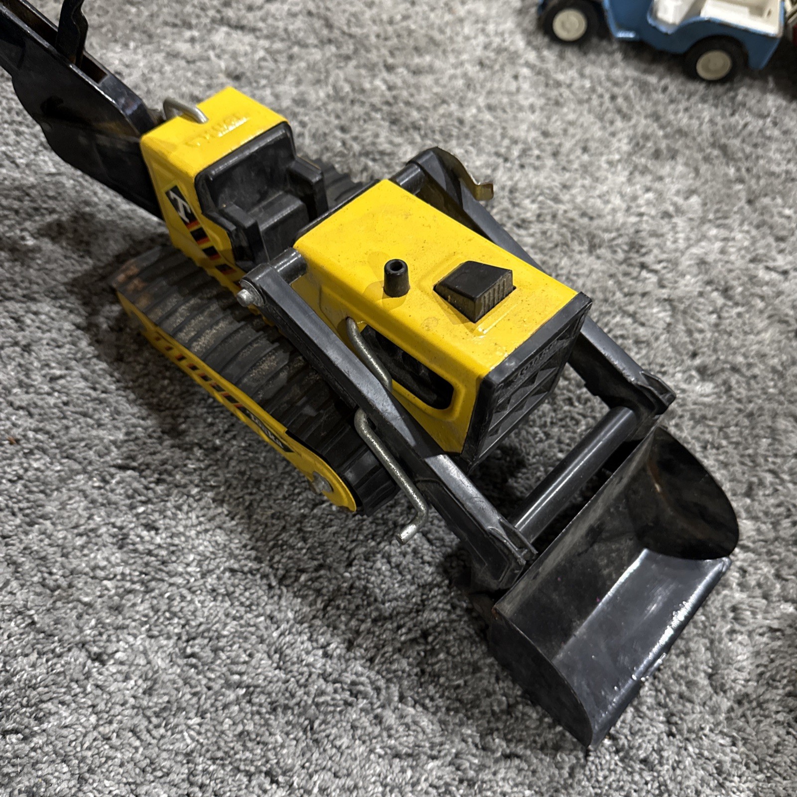Vintage Tonka Backhoe Bulldozer. pressed steel & Plastic 1990’s