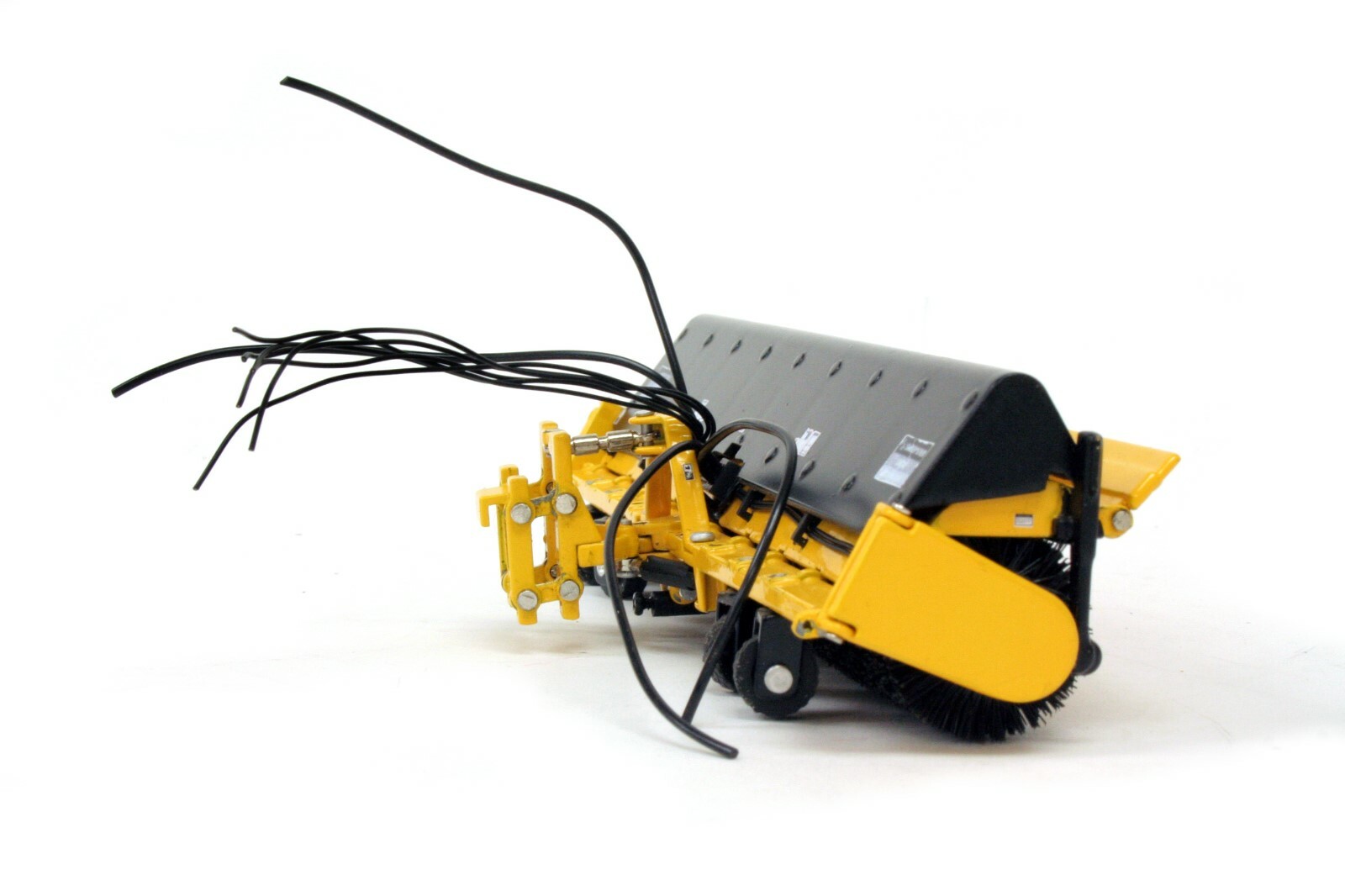 Sweepster S3100B Airport Sweeper Attachment – 1/50 – TWH #074A-01062