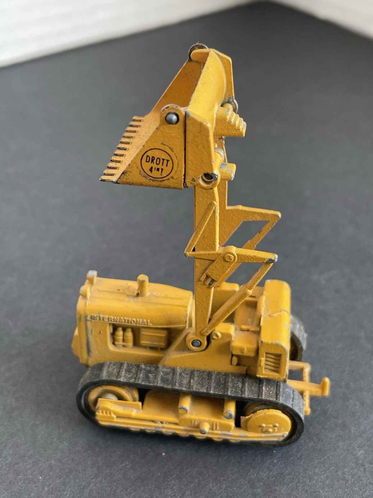 Lit’l Toy INTERNATIONAL DROTT No. 101 SKID-SHOVEL Made In USA
