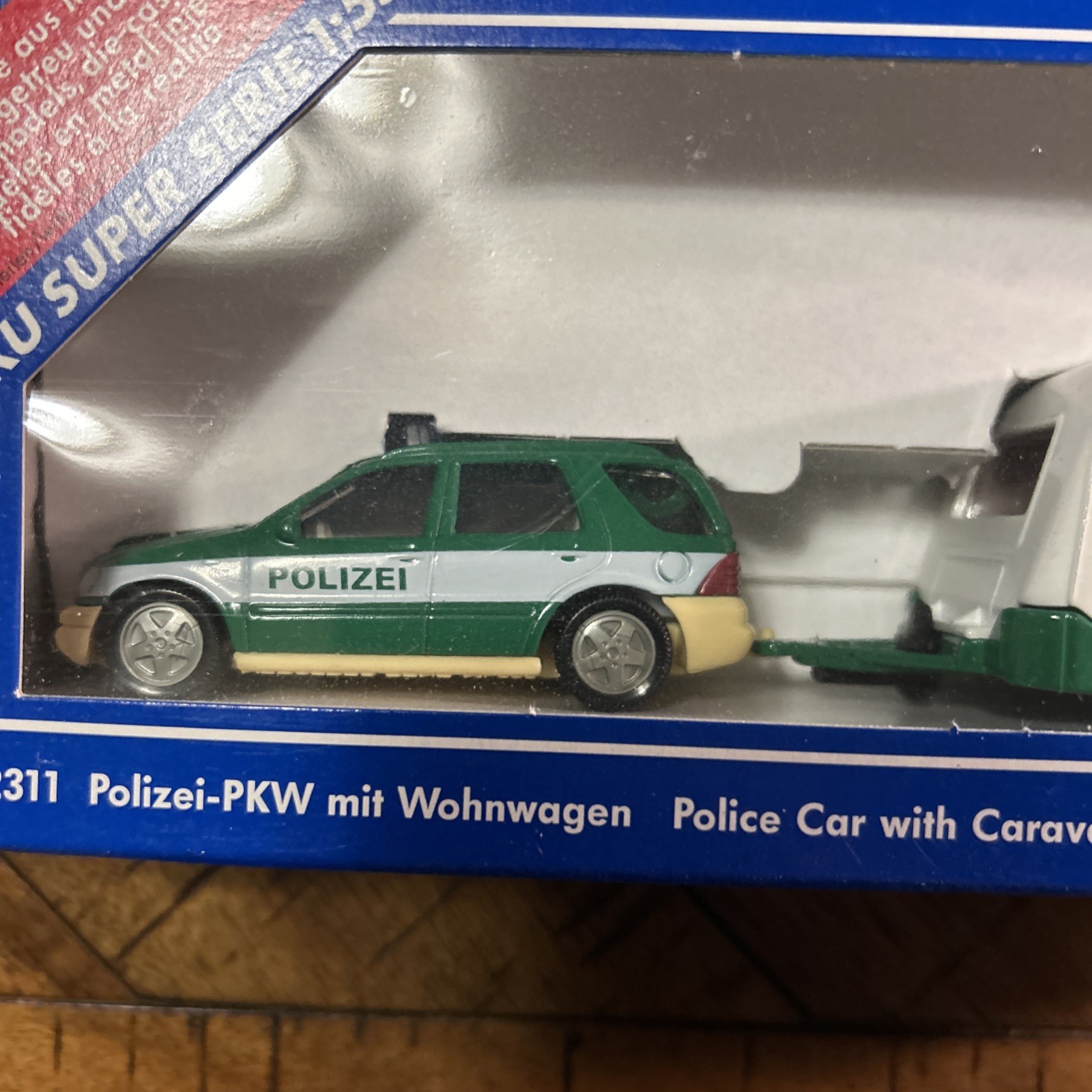 Siku 2311 Mercedes ML320 Police Car with Caravan Germany 1/55 MIB