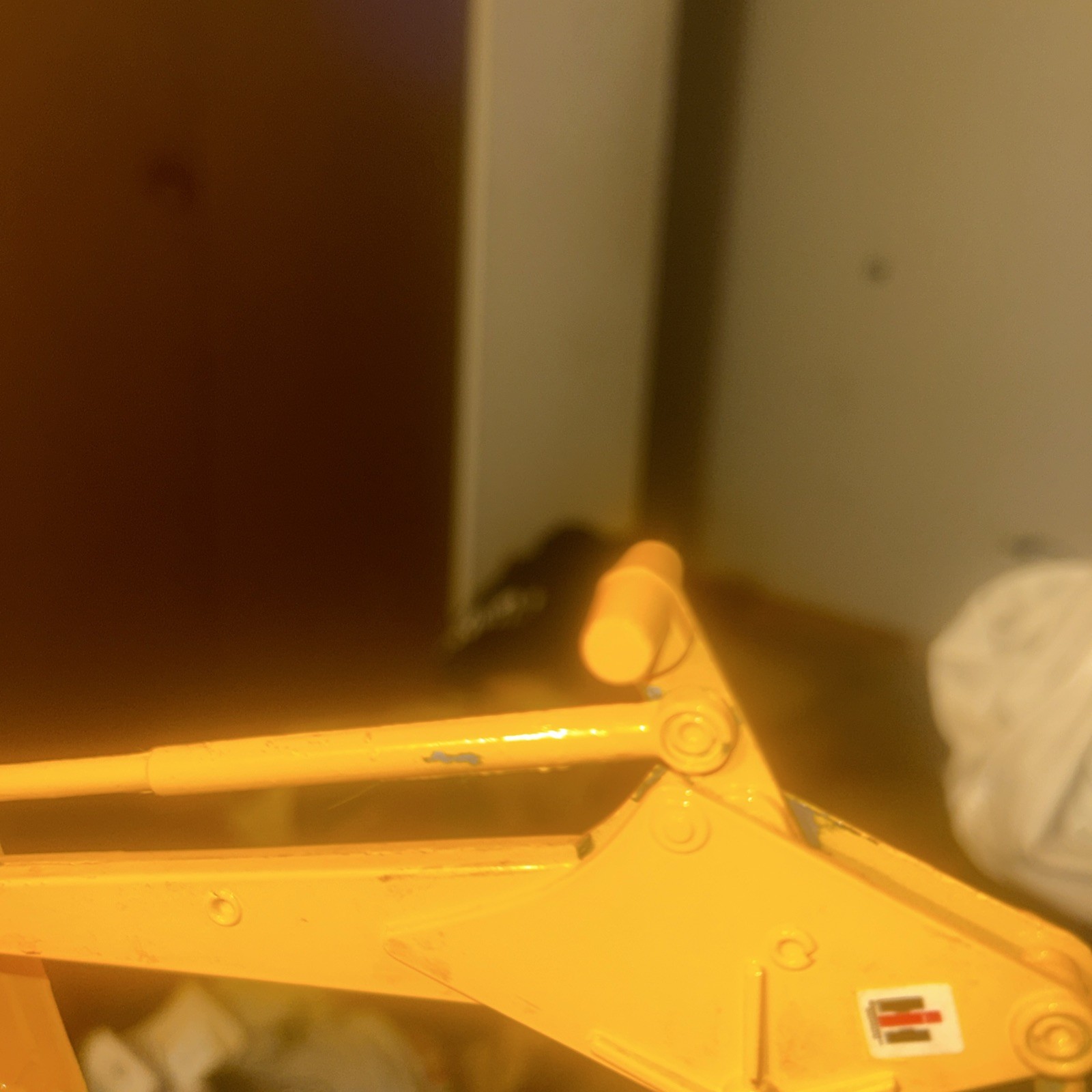 Vintage ERTL 2676 Yellow International Harvester #472 Backhoe Loader ~20” Metal