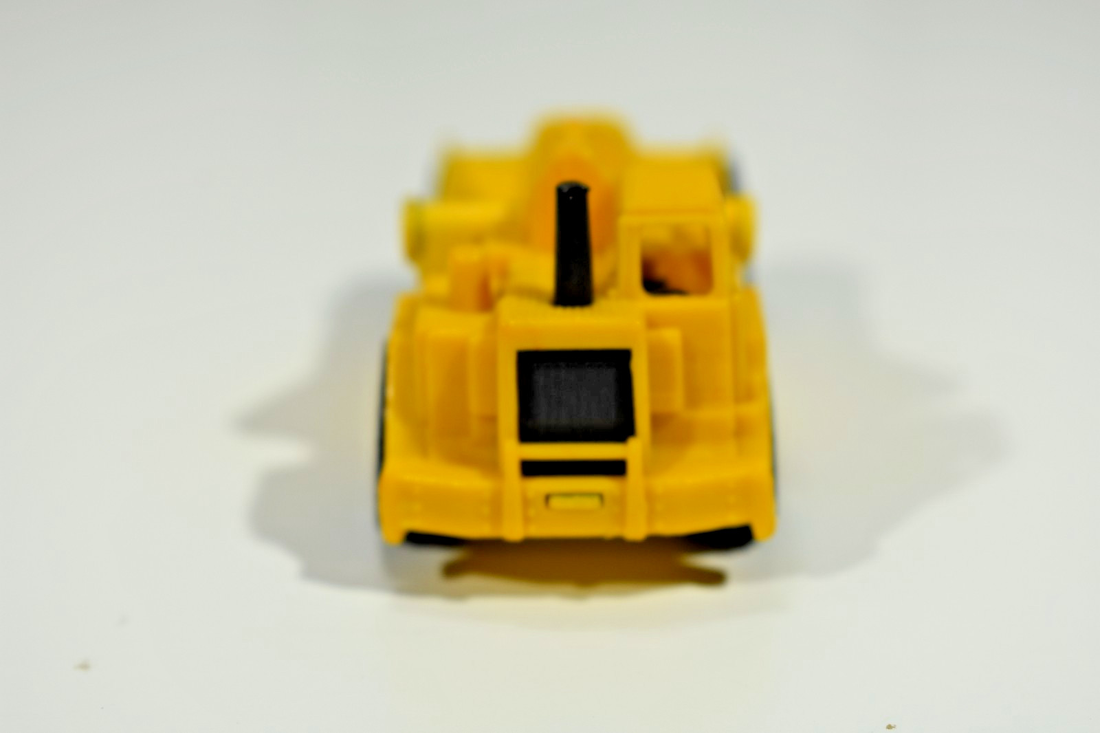 Hot Wheels Workhorses CAT Earth Mover Tractor – Incomplete – Missing Rear Cover