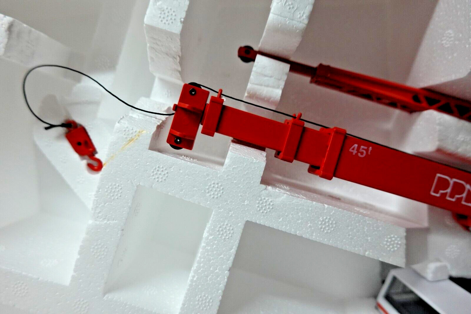 JOAL 168 PPM 530ATT MOBILE CRANE 1:50 SCALE N.I.B.