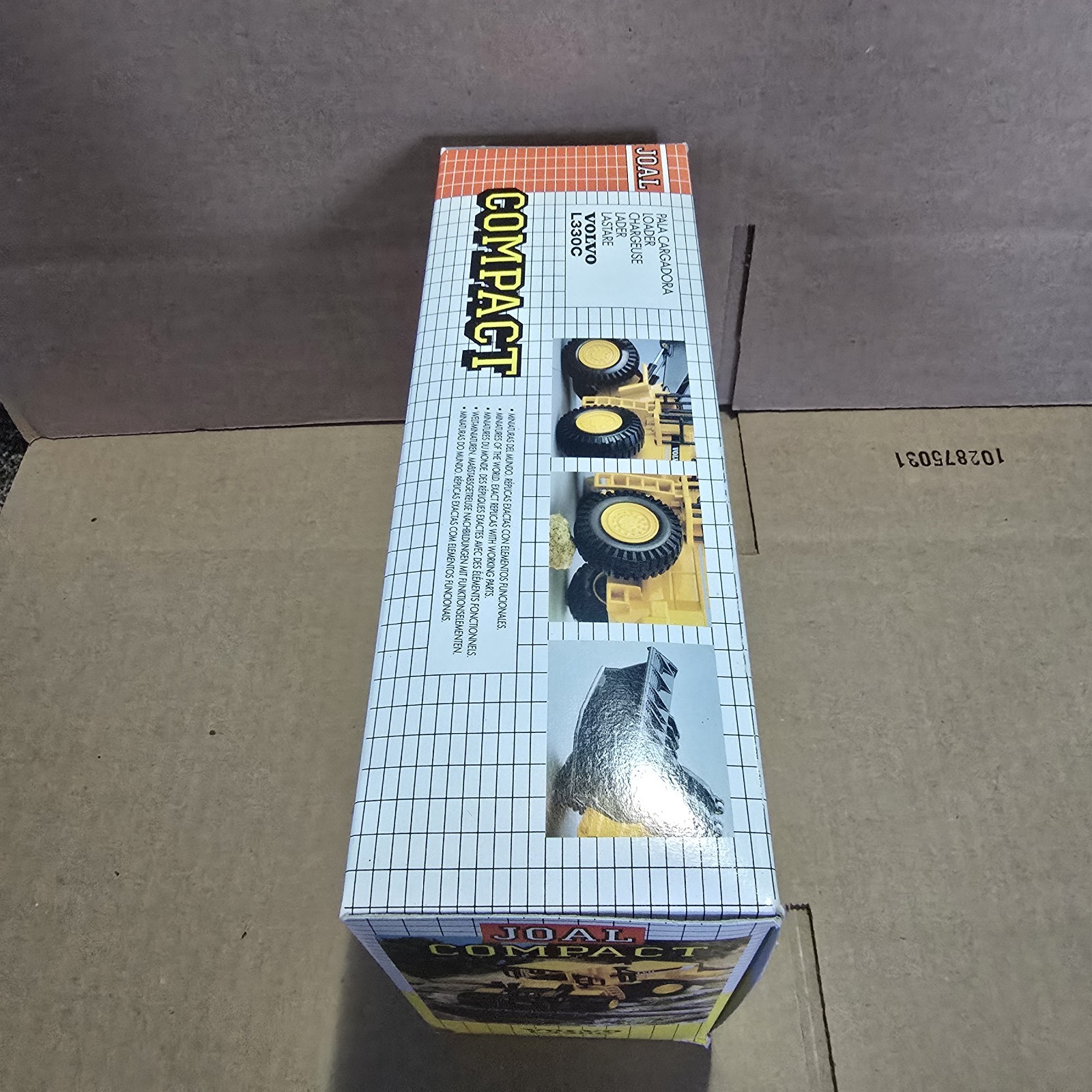 JOAL 197 VOLVO L-330C WHEEL LOADER 1:50 SCALE N.I.B.