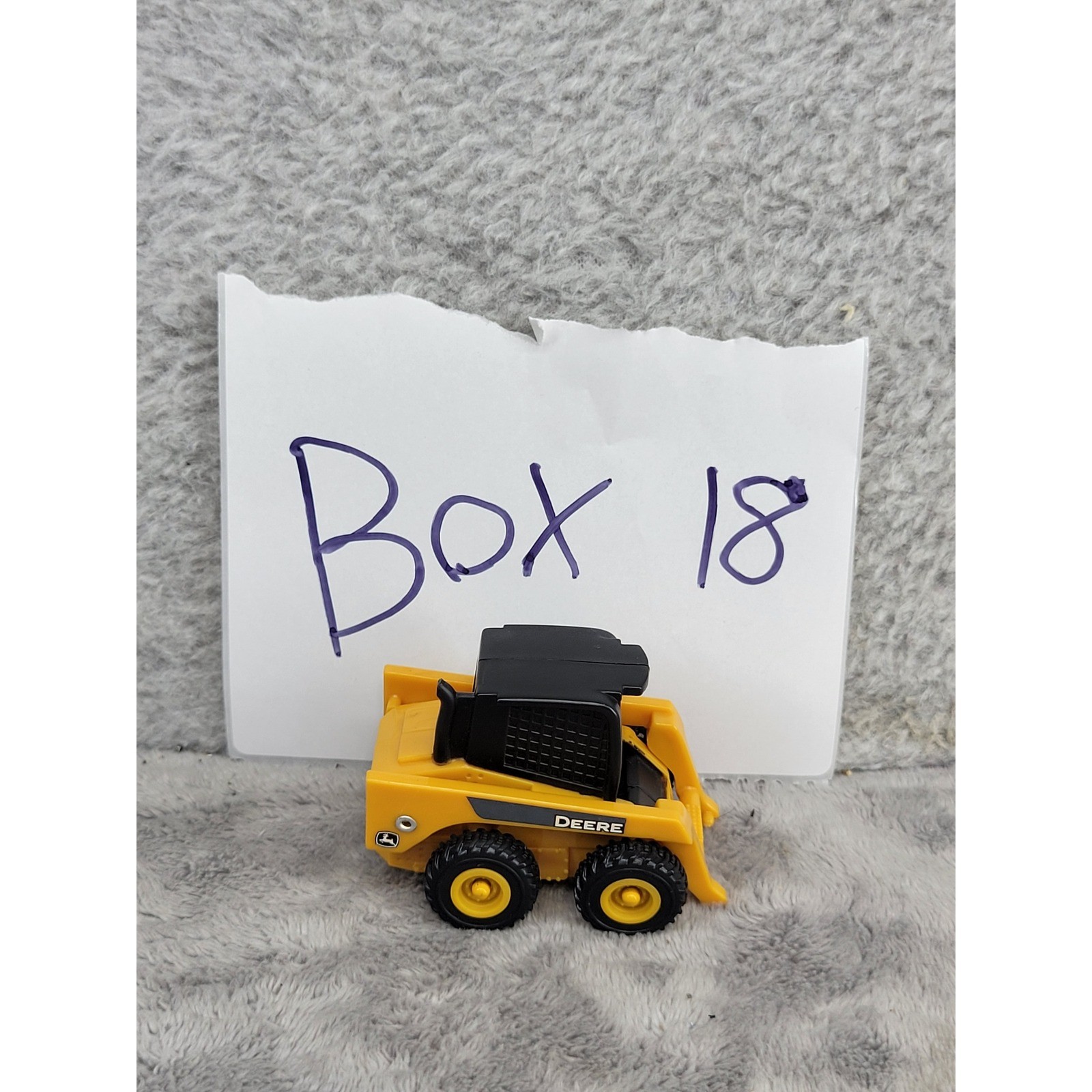 John Deere Ertl Skid Steer Loader Diecast Toy Yellow Black 3225QD0 2.5 Inch