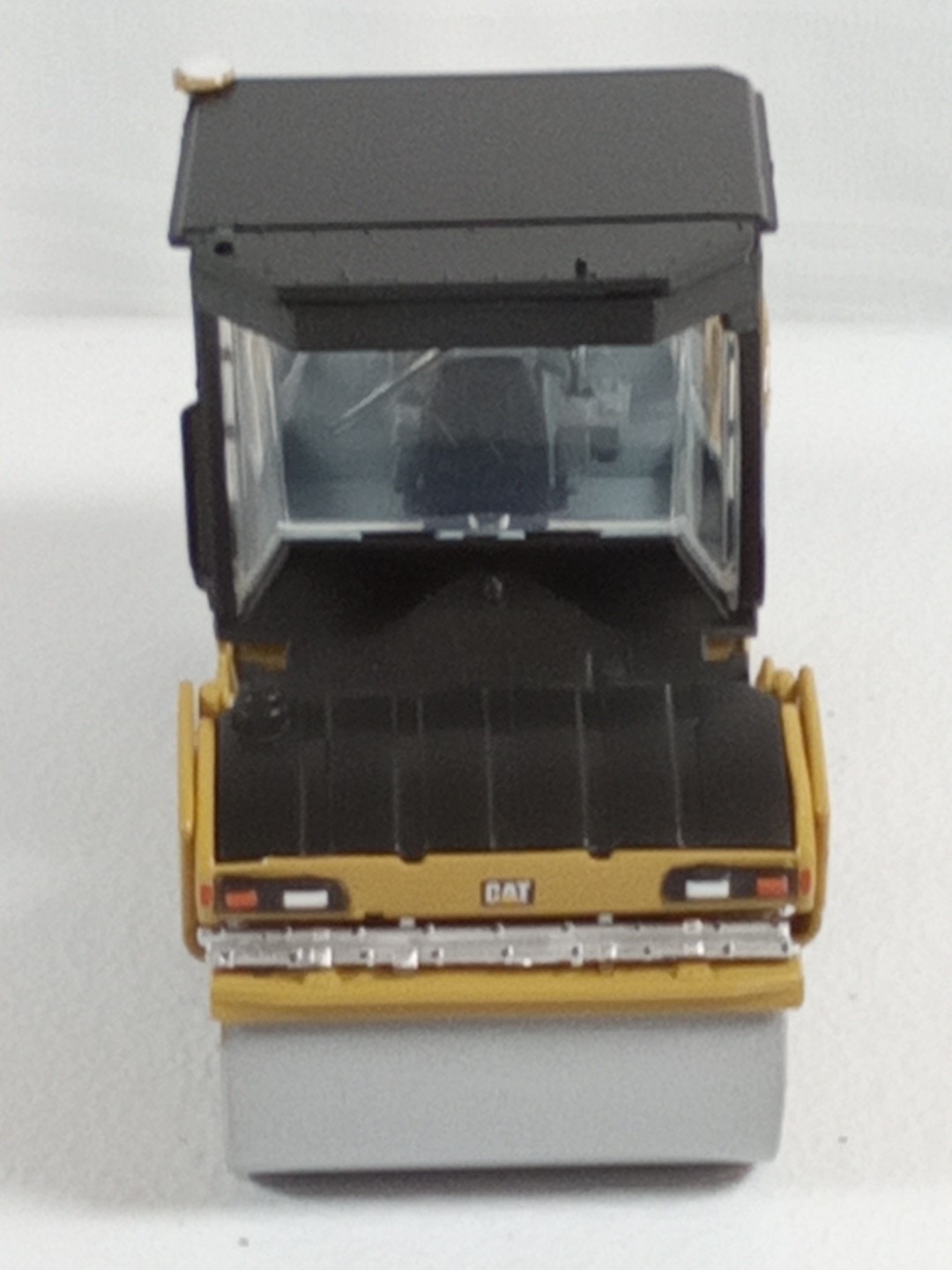 1:50 DM CB-13 Tandem Vibratory Roller Construction Machine DM 85595 MB
