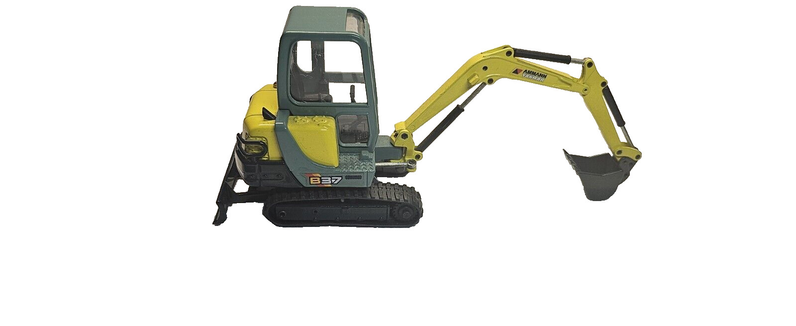 JOAL 193 Ammann-Yanmar B37 Mini Excavator 1/32 Die-cast NIB Yellow Green