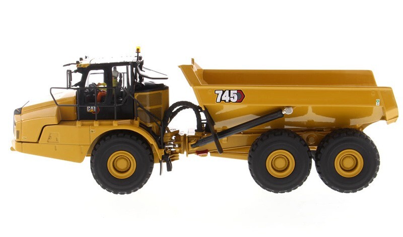 Cat 745 Articulated Dump Truck – Diecast Masters 1:50 Scale Model #85528 New
