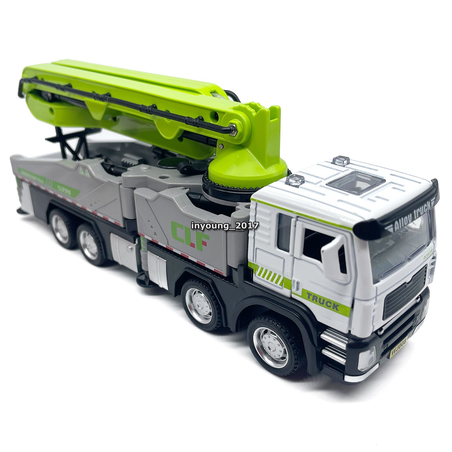 1/60 Concrete Pump Truck Toys for Boys Diecast Construction Vehicle Model White