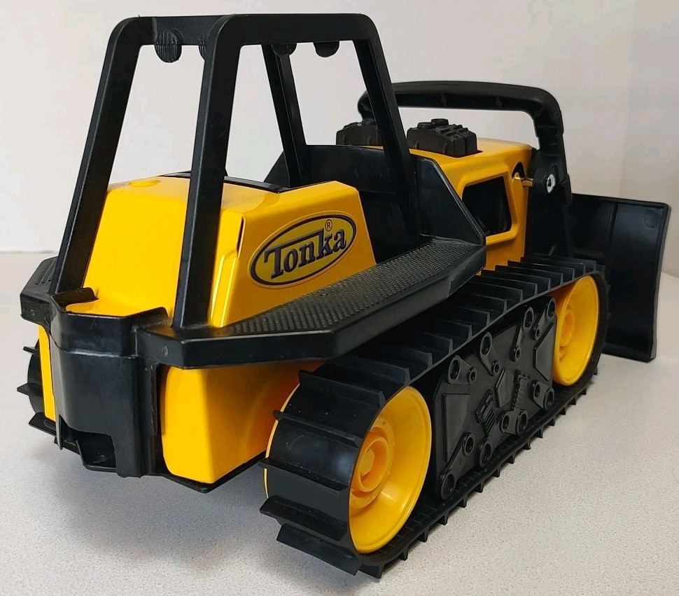 Tonka Bulldozer M-7461 Steel Classics Dozer M-7461 Pressed Steel Plastic