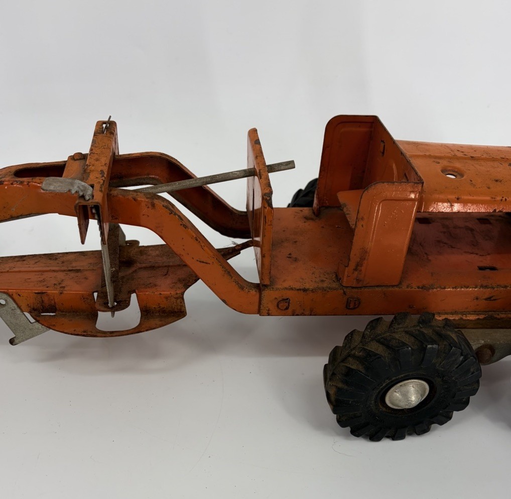 Vintage Wyandotte Pressed Steel Road Power Grader for Parts Repair Restoration