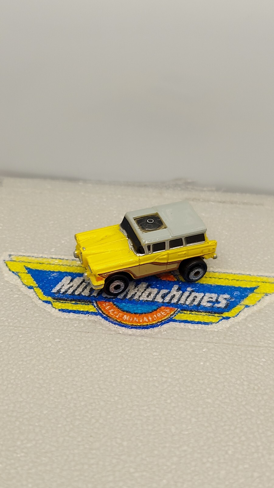 Micro Machines #12 PRIVATE EYES Yellow Edsel