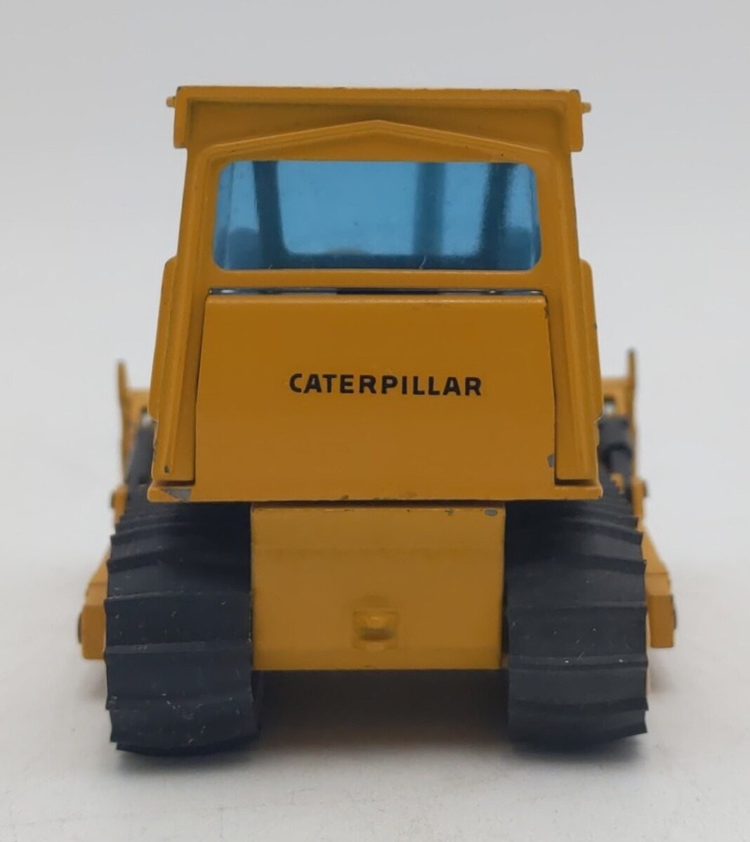 NZG 205 1:50 Scale Caterpillar Kettendozer Cat D4E EX/Box