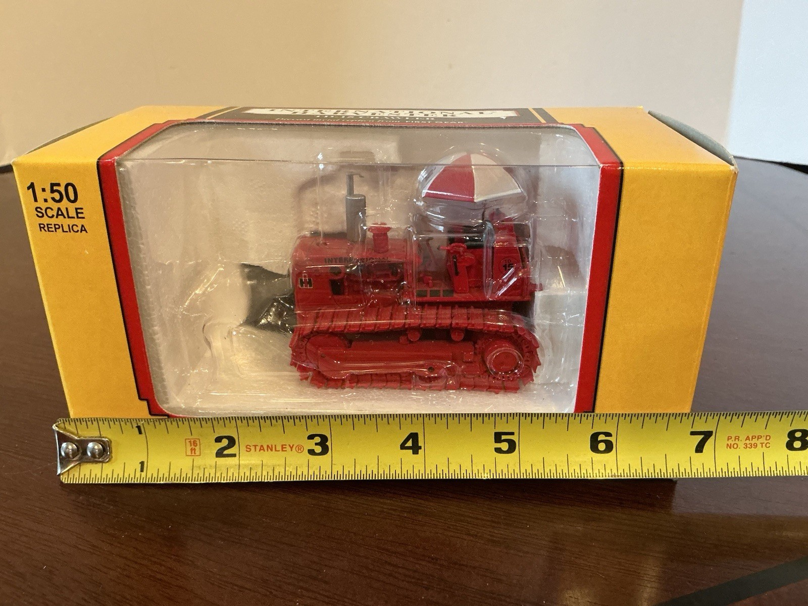 2006 First Gear 1/50 Scale Diecast International Harvester TD-15 Crawler