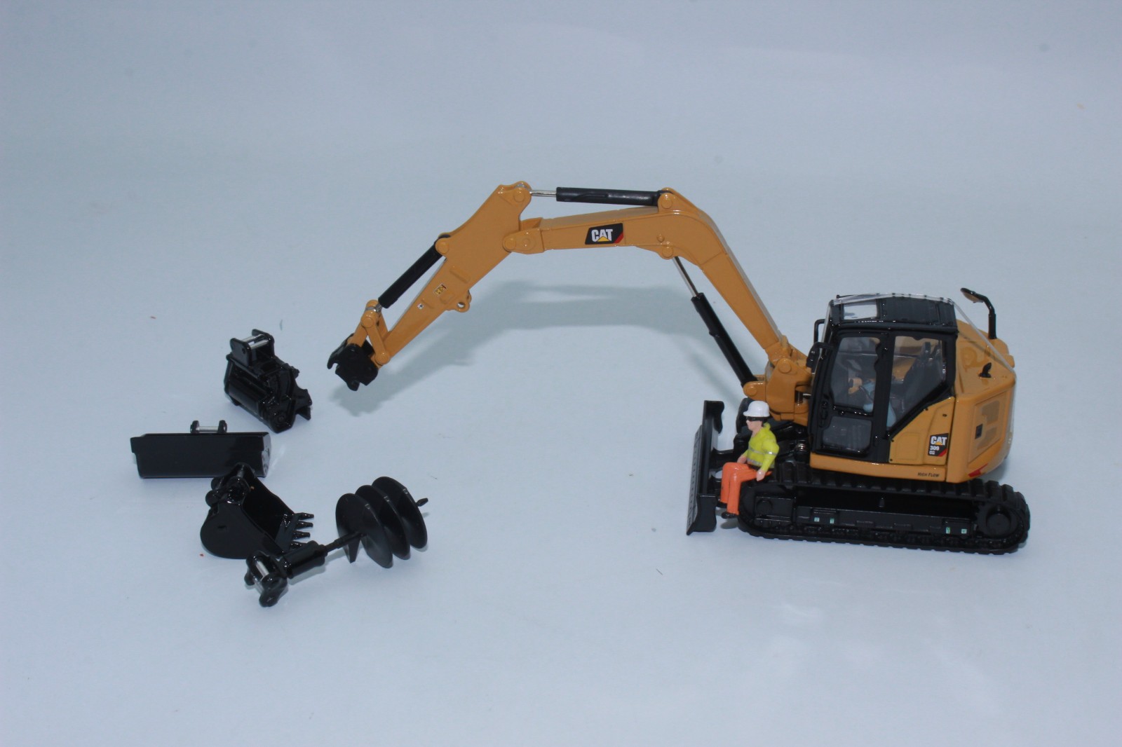Diecast Masters 85592 Caterpillar 309 CR Diecast Mini Excavator 1:50 New In Box