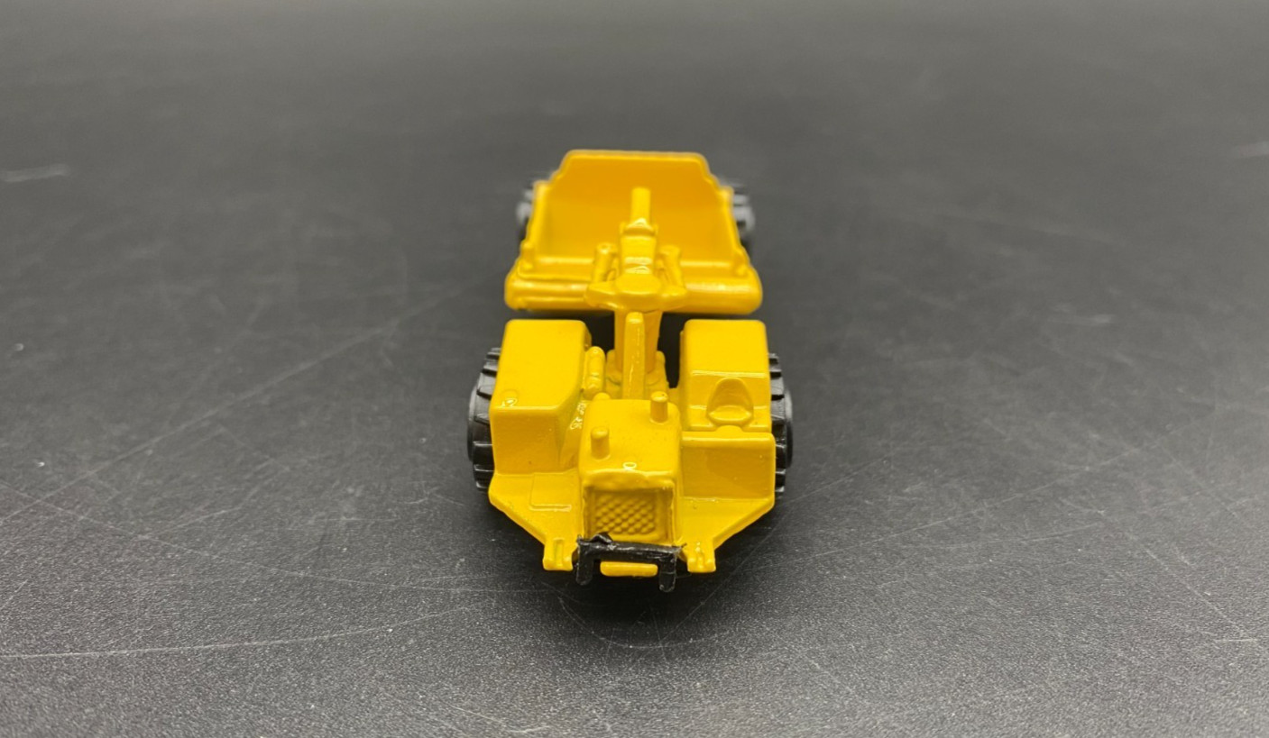 Zee Toys P377 Scraper Truck 1:64 Scale Diecast Construction Vehicle