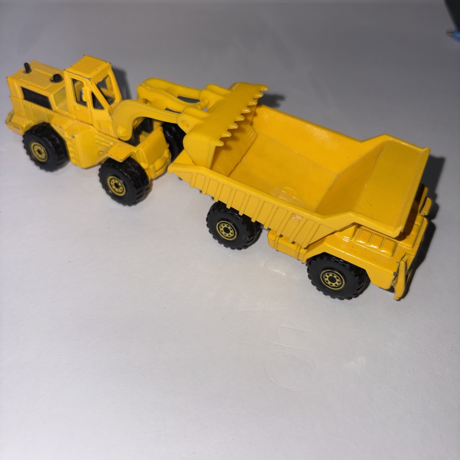 1979 Tractor Shovel and Dump Truck 1:64 Scale Diecast