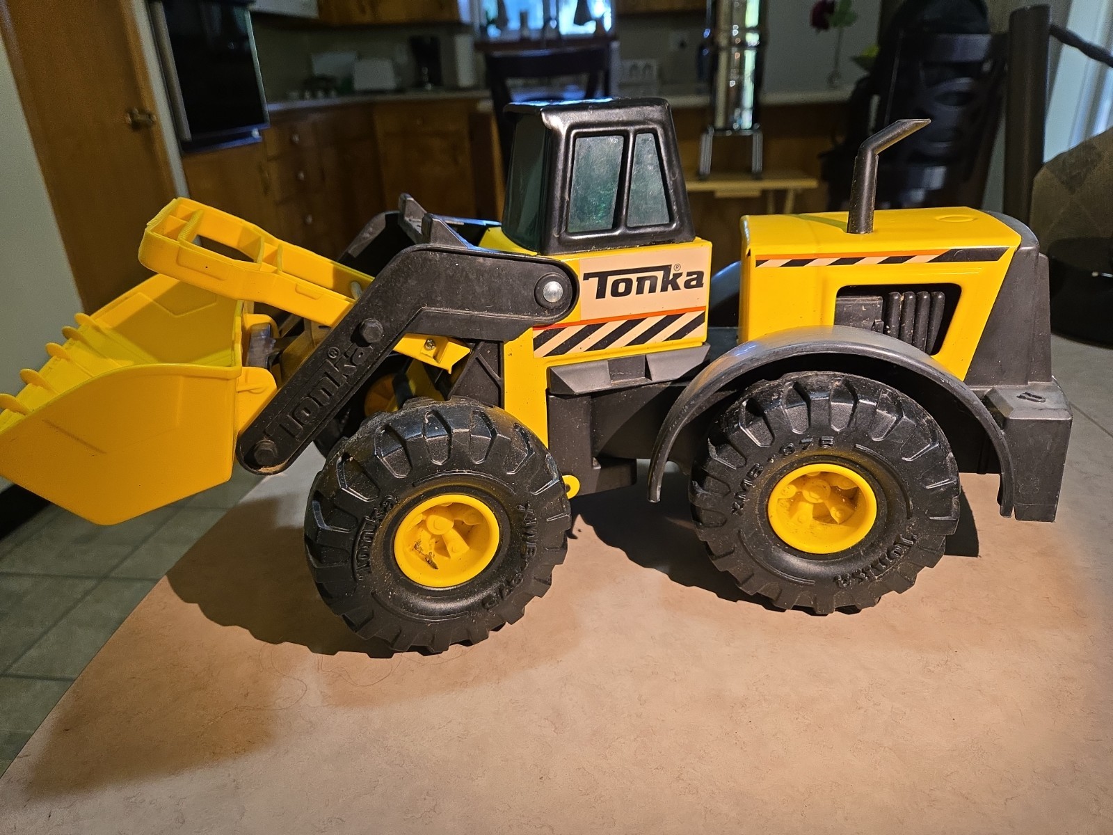 Tonka Front End Loader 838 Metal M-7457-1 Funrise Tractor #93920 Hasbro 2012