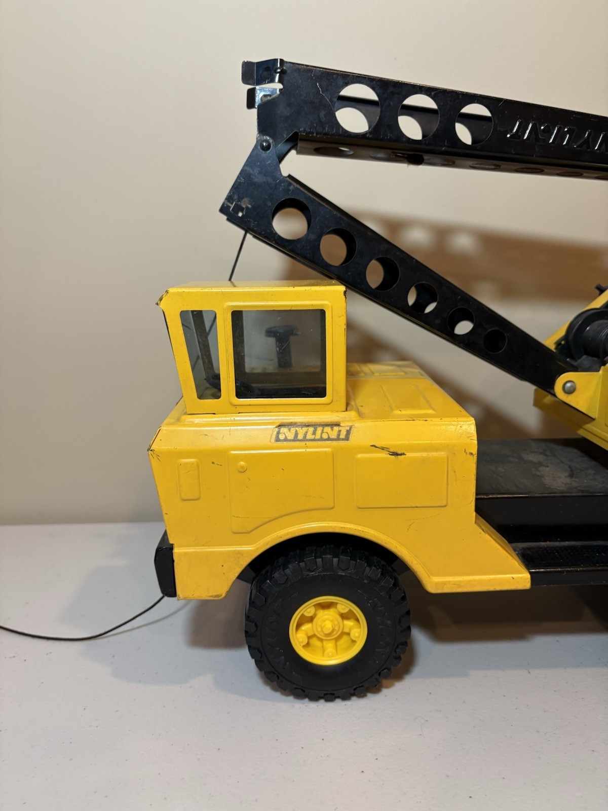 Vintage NYLINT Toy Michigan Shovel Crane T-24 Pressed Steel Yellow Truck