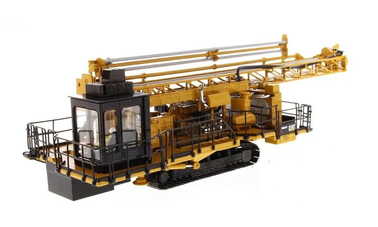 1:50 DM MD6250 Rotary Drilling Rig Excavator Contruction Machine Diecast Model