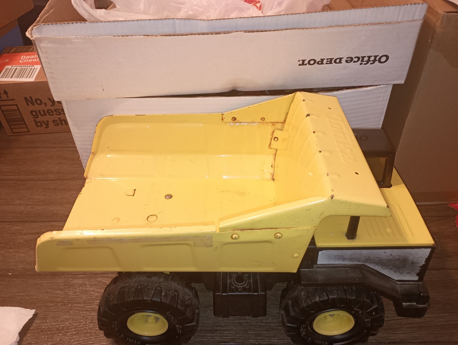 VINTAGE: 1999 TONKA #354 LARGE DUMP TRUCK ~~ HASBRO INC.
