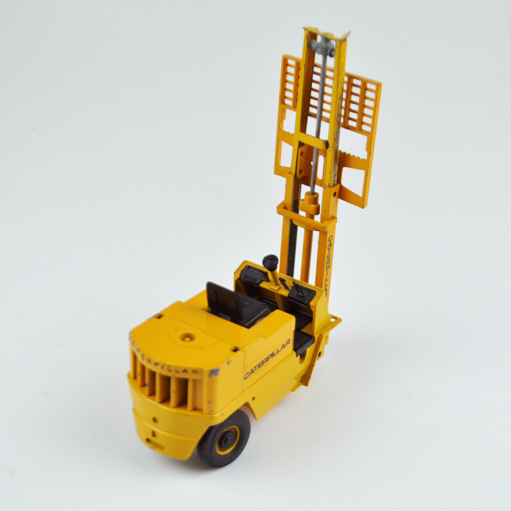 Gescha Caterpillar Forklift Fork-Lift Truck Yellow