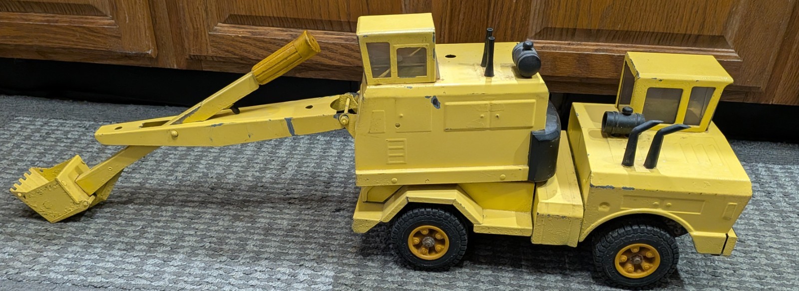 1965 Tonka Metal Trencher Backhoe Loader 18″