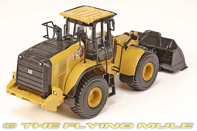 Diecast Masters 1:50 950 Wheel Loader