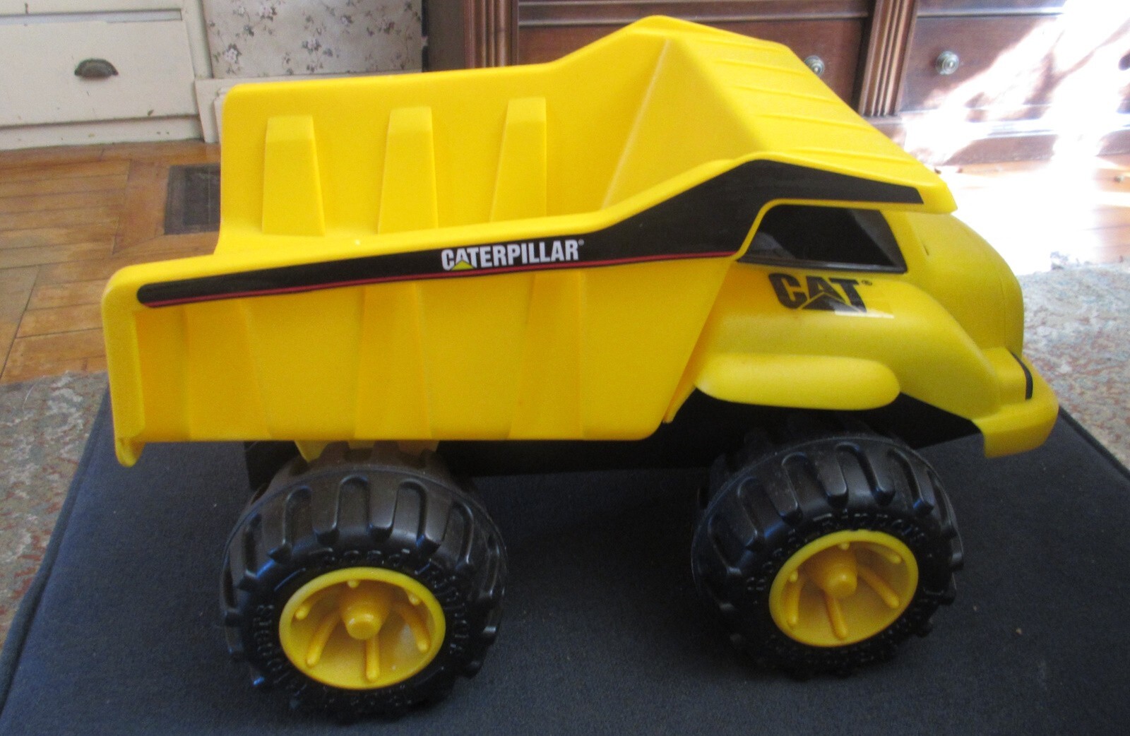 Toy State Caterpillar CAT Road Rippers Dump Truck Toy 1990’s Vintage