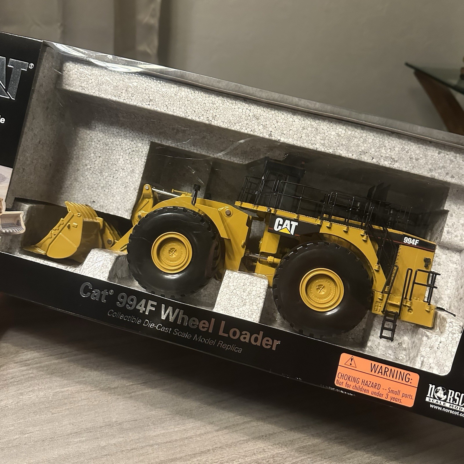 1/50 Norscot CAT 994F Wheel Loader Payloader DieCast Mint In Box!