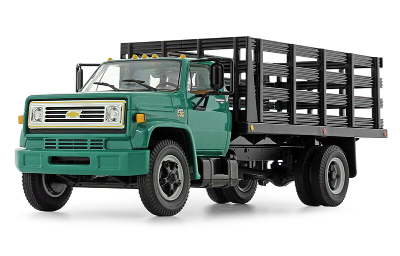 First Gear 60-0918 Chevrolet C65 Single Axle w/Stake Body – Green/Black 1/64 MIB
