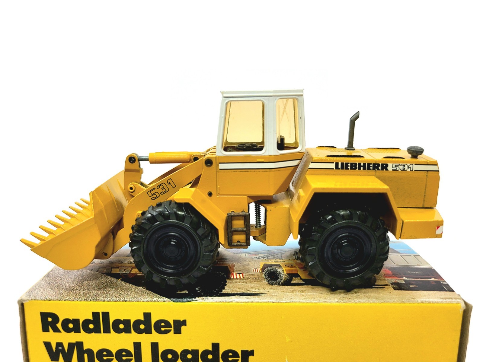 Liebherr L531 Wheel Loader – Conrad 1:50 Scale Diecast Model #2887